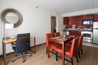 Residence Inn by Marriott Minneapolis Edina - image 9