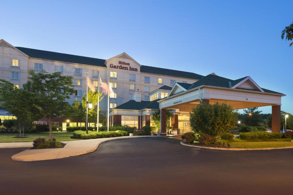 Hilton Garden Inn Edison/Raritan Center - main image