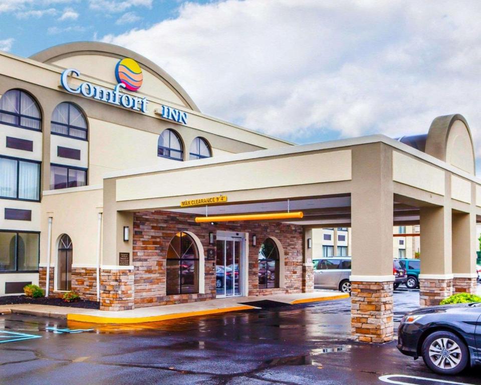 Comfort Inn Edison - New Brunswick - image 2