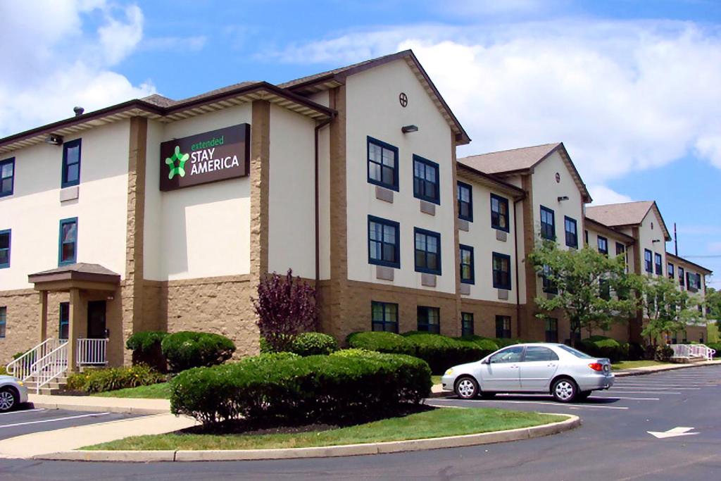 Extended Stay America Suites - Edison - Raritan Center - main image