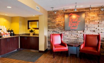 Red Roof Inn Edison - image 2