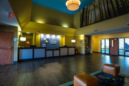 Holiday Inn Express Hotel & Suites Edmond an IHG Hotel - image 12