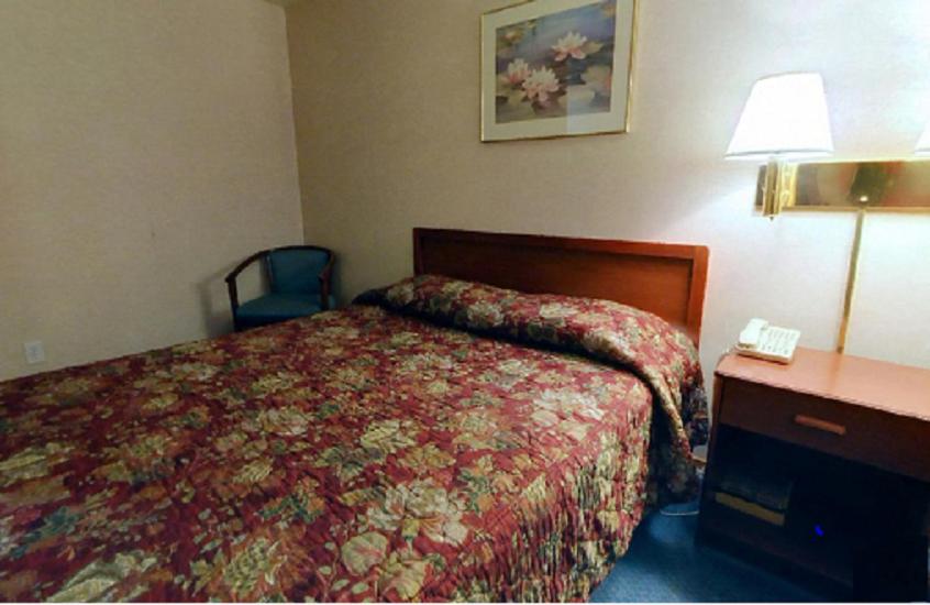 Americas Best Value Inn-Edmonds/Seattle North - image 5