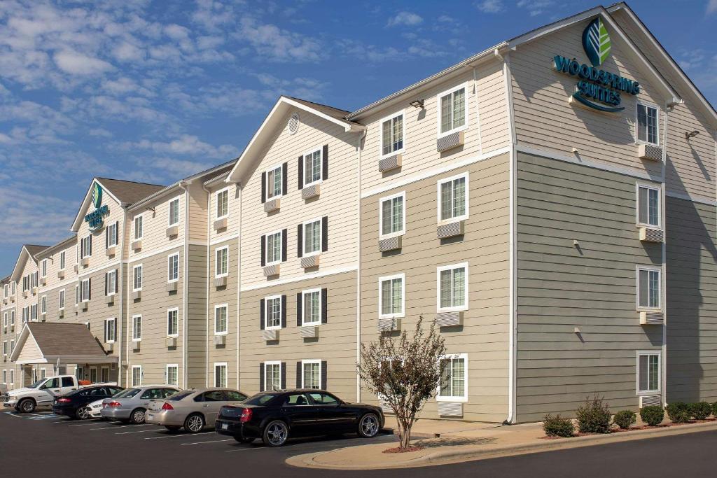 WoodSpring Suites Raleigh Garner - image 2