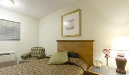 Americas Best Value Inn - Edna - image 8