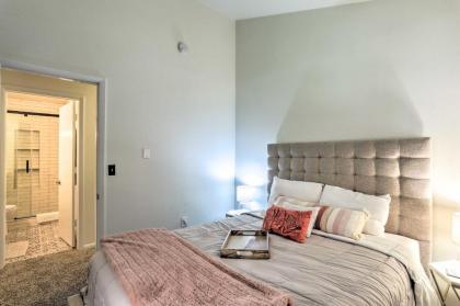 Cozy Edwards Townhome Completely Remodeled! - image 10