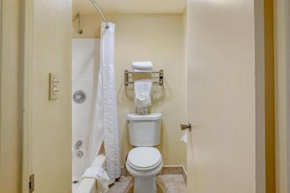 Quality Inn & Suites El Cajon San Diego East - image 6