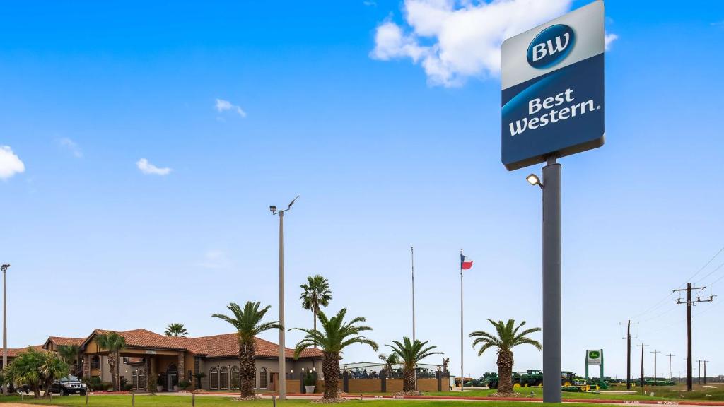 Best Western Executive Inn El Campo - main image