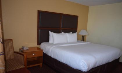 Quality Inn El Centro - image 11