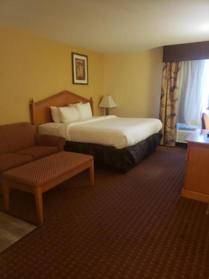 Quality Inn El Centro - image 14