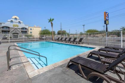 Comfort Inn & Suites El Centro I-8 - image 3