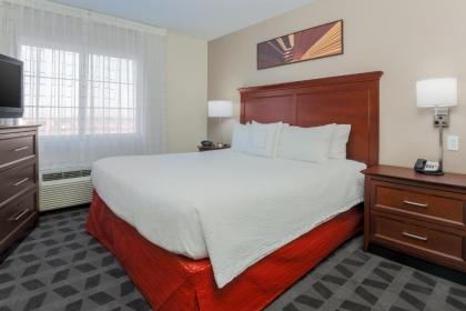 TownePlace Suites El Centro - image 15