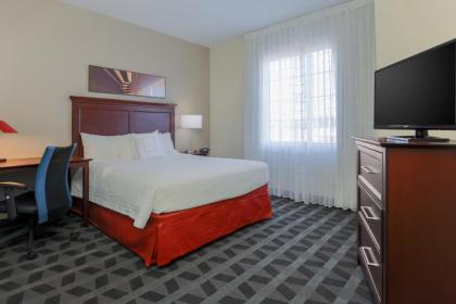 TownePlace Suites El Centro - image 4