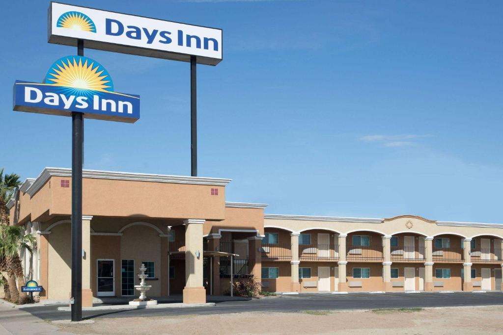 Days Inn by Wyndham El Centro - main image