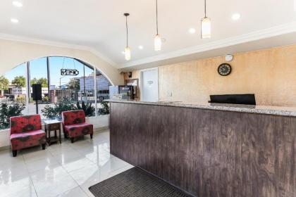 Americas Best Value Inn and Suites El Centro - image 11