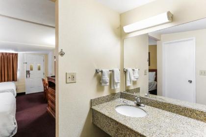 Americas Best Value Inn and Suites El Centro - image 14