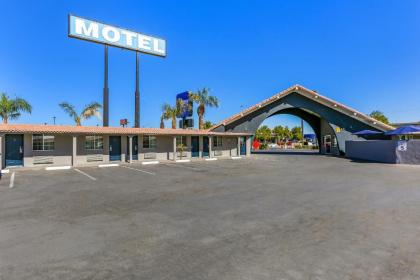 Americas Best Value Inn and Suites El Centro - image 3