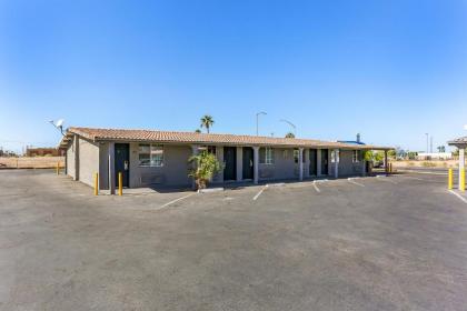 Americas Best Value Inn and Suites El Centro - image 4