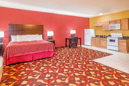 Days Inn & Suites by Wyndham El Dorado - image 6