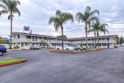 Motel 6-El Monte CA - Los Angeles - image 8