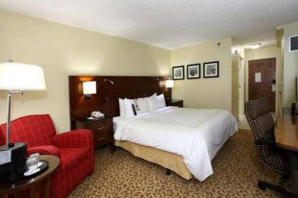 Marriott El Paso - image 4