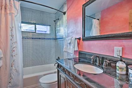 Cozy Blue Adobe with Steam Room 2 Mi from Taos! - image 8