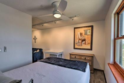 Chic Studio with Grill - 25 Mins to Taos Ski Valley! - image 14