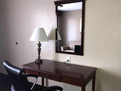 Best Western El Reno - image 15