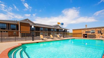 Best Western El Reno - image 6