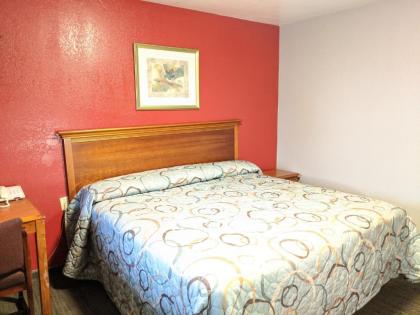 Budget Inn El Reno - image 10