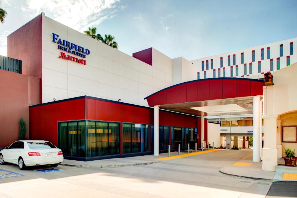 Fairfield Inn & Suites by Marriott Los Angeles LAX/El Segundo - main image