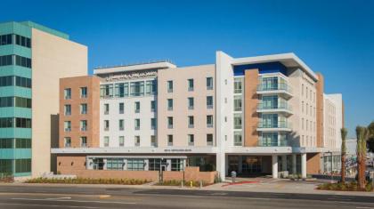 Hampton Inn & Suites LAX El Segundo - image 8