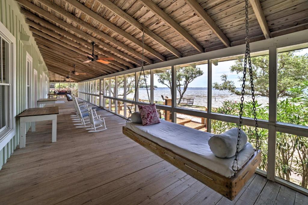 Waterfront Perdido Beach House with Canoes and Kayaks! - main image