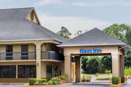 Days Inn by Wyndham Elberton - image 1