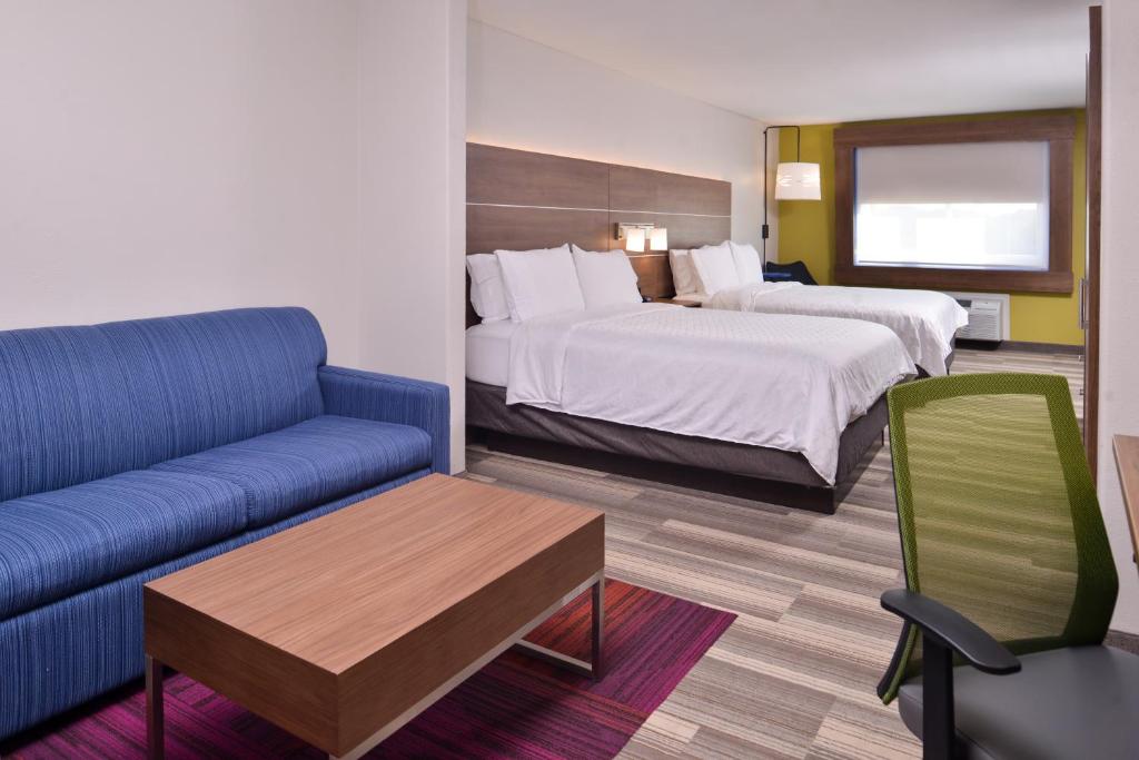 Holiday Inn Express Hotel & Suites Elgin an IHG Hotel - image 7