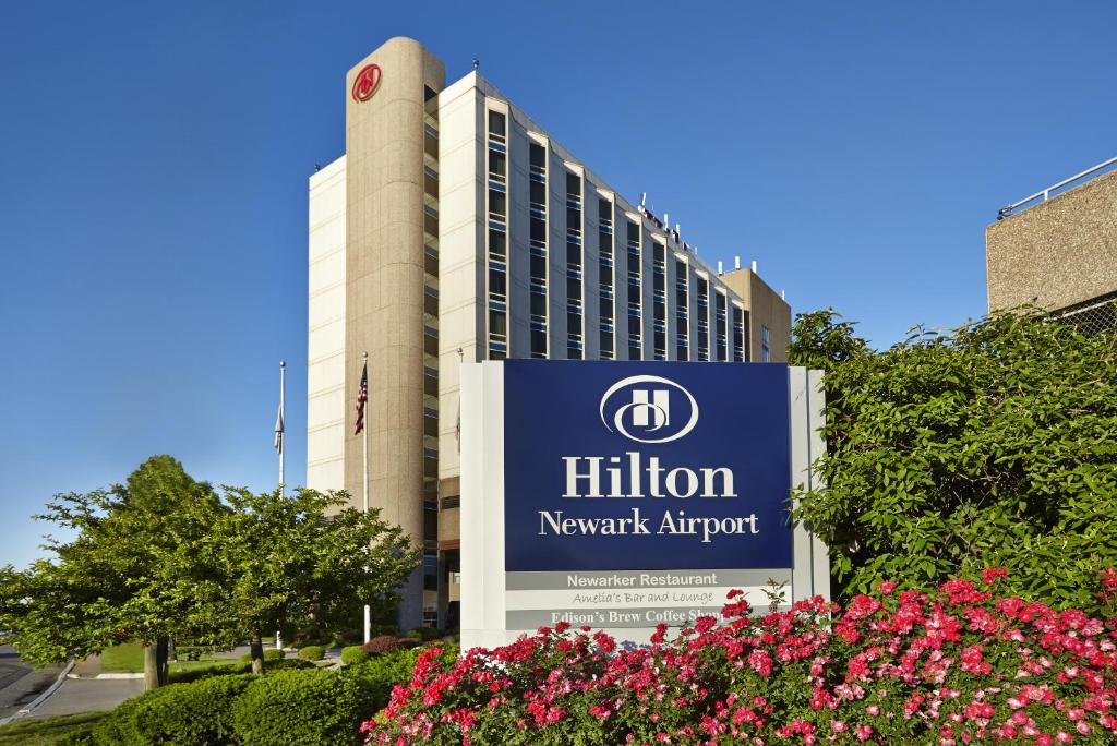 Hilton Newark Airport - main image