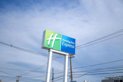 Holiday Inn Express - Newark Airport - Elizabeth an IHG Hotel - image 13