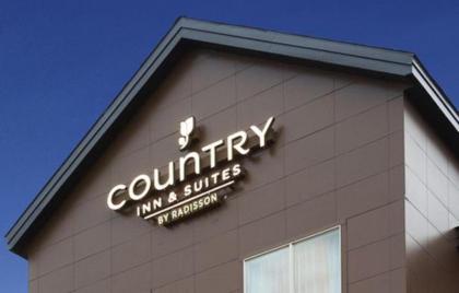 Country Inn & Suites by Radisson Newark Airport NJ - image 16