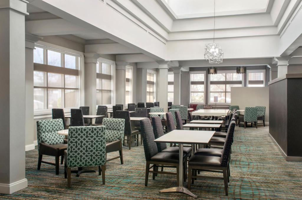 Residence Inn by Marriott Newark Elizabeth/Liberty International Airport - image 6