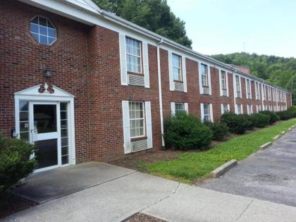 Americourt Hotel and Suites - Elizabethton - image 10