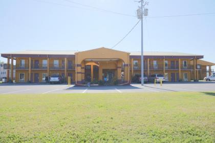 Travelers Inn Elizabethton - image 1