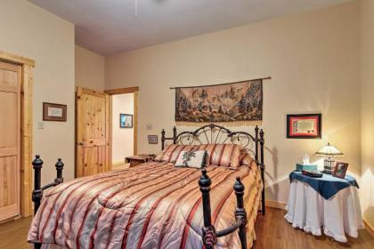 Quaint Apt about 5 Miles to Appalachian Trail and Lake! - image 3