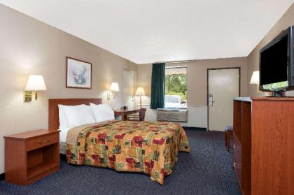 Knights Inn Elizabethtown - image 15