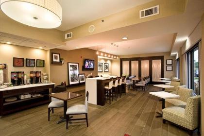 Hampton Inn Elizabethtown - image 2