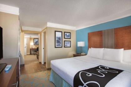 La Quinta by Wyndham Elizabethtown - image 13