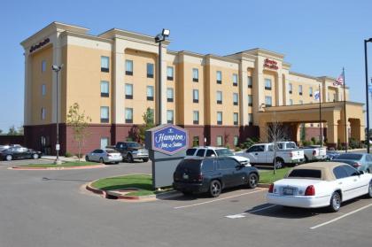 Hampton Inn & Suites Elk City - image 4