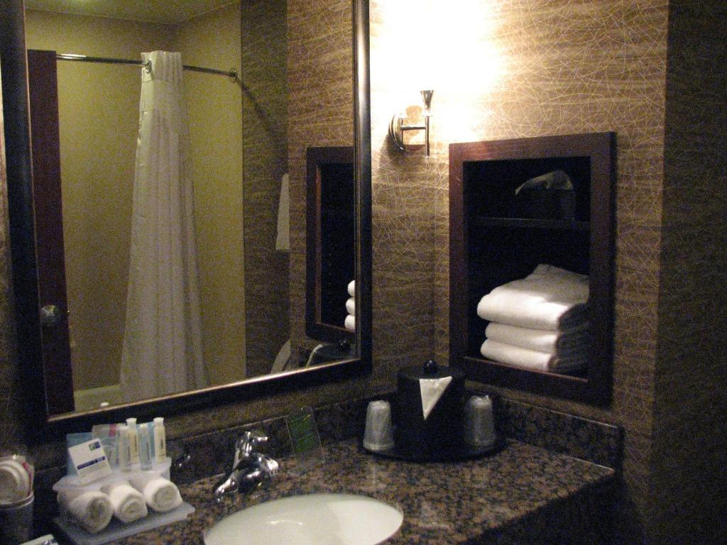 Holiday Inn Express Hotel and Suites Elk City an IHG Hotel - image 7