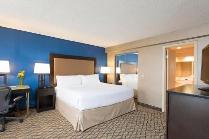 Holiday Inn Chicago - Elk Grove an IHG Hotel - image 2