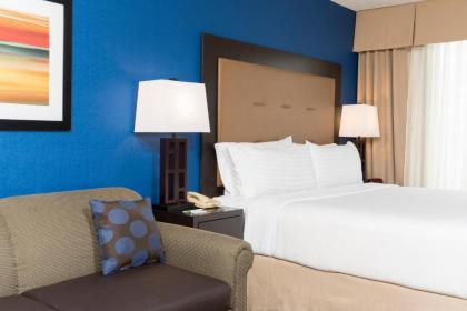 Holiday Inn Chicago - Elk Grove an IHG Hotel - image 4