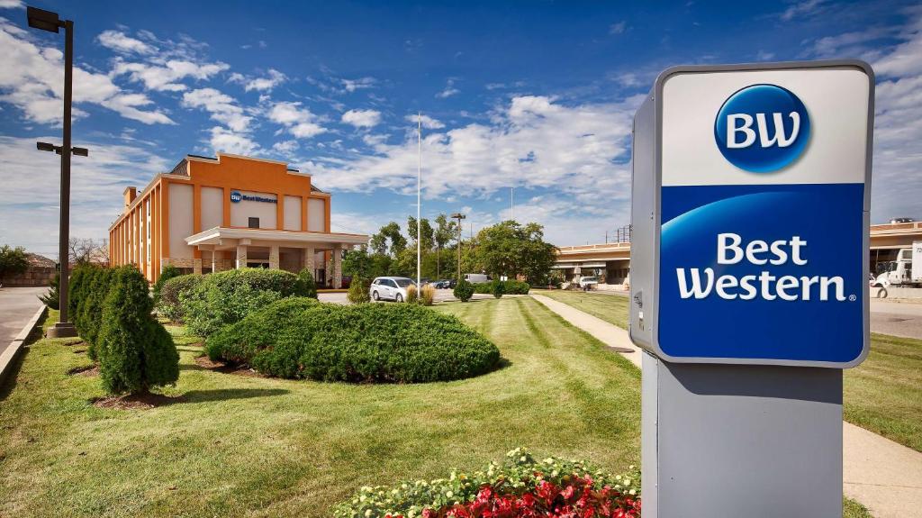 Best Western O'Hare/Elk Grove Hotel - main image